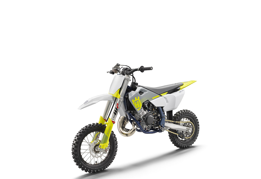 PHO_BIKE_PERS_LIVO_TC-50-MY24-front-left_#SALL_#AEPI_#V1.jpg